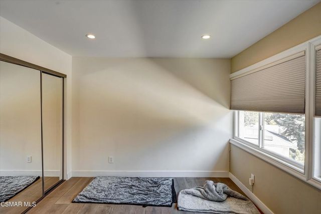 4833 Dunman Avenue, Woodland Hills, CA 91364