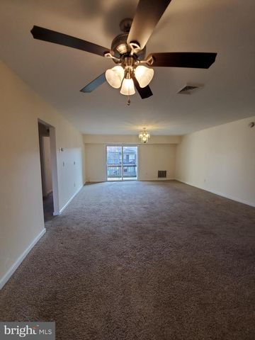 1124 KAYE CT, Burlington Township, NJ 08016