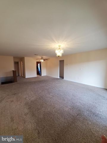 1124 KAYE CT, Burlington Township, NJ 08016
