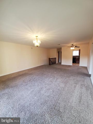 1124 KAYE CT, Burlington Township, NJ 08016