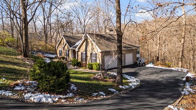 336 Wild Horse Canyon Drive, Wildwood, MO 63005