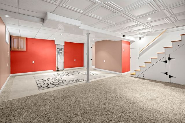 6 Haskell Pl, Peabody, MA 01960