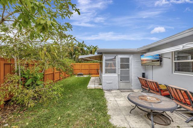 4901 NW 27th Way, Tamarac, FL 33309
