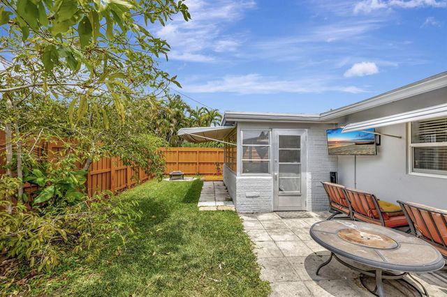4901 NW 27th Way, Tamarac, FL 33309