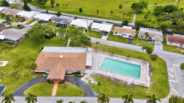 4901 NW 27th Way, Tamarac, FL 33309