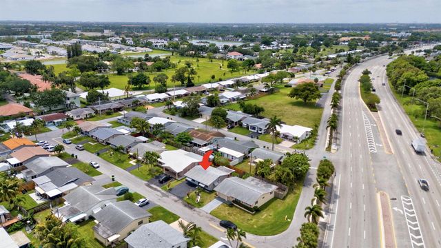 4901 NW 27th Way, Tamarac, FL 33309