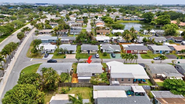 4901 NW 27th Way, Tamarac, FL 33309