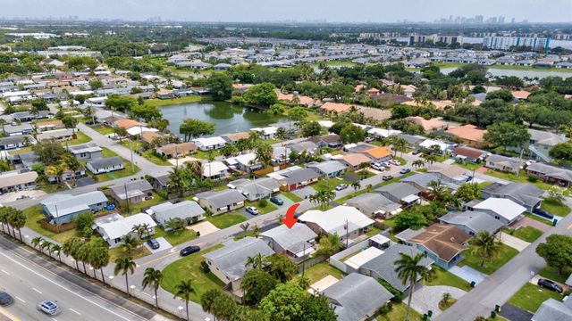 4901 NW 27th Way, Tamarac, FL 33309