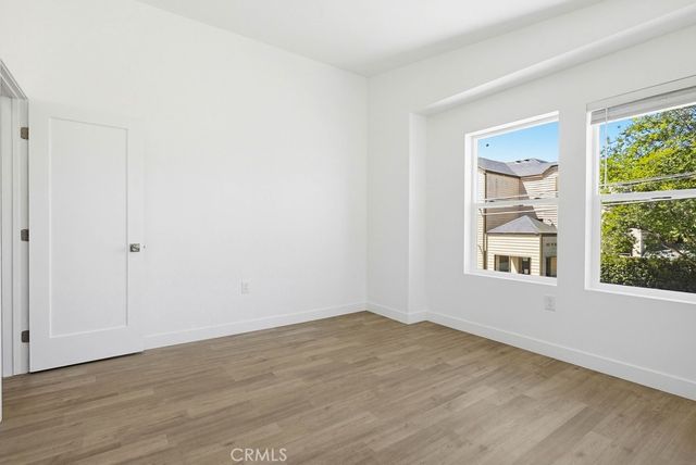 1017 Riverine Avenue 200, Santa Ana, CA 92701