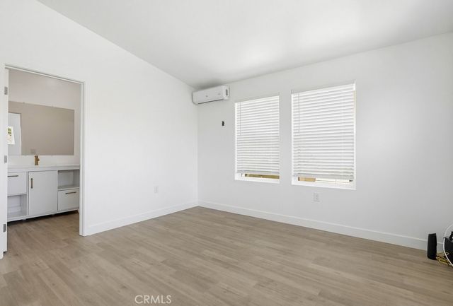 1017 Riverine Avenue 200, Santa Ana, CA 92701