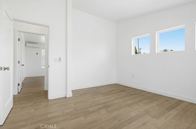 1017 Riverine Avenue 200, Santa Ana, CA 92701