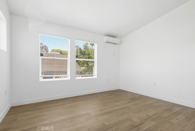 1017 Riverine Avenue 200, Santa Ana, CA 92701