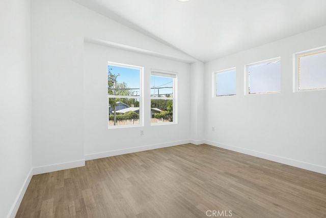 1017 Riverine Avenue 200, Santa Ana, CA 92701