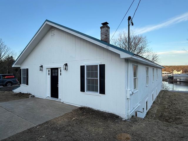 43 Watson Street, Pittsfield, NH 03263