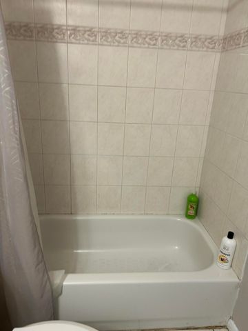 806 NW 1ST Street, Boynton Beach, FL 33435