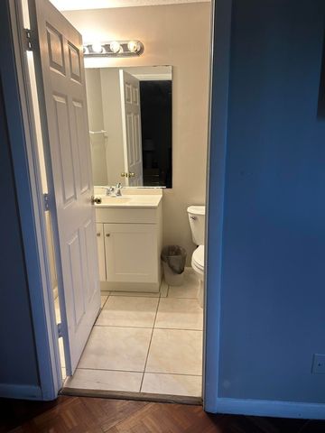 806 NW 1ST Street, Boynton Beach, FL 33435