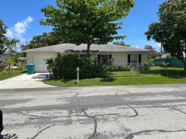 806 NW 1ST Street, Boynton Beach, FL 33435