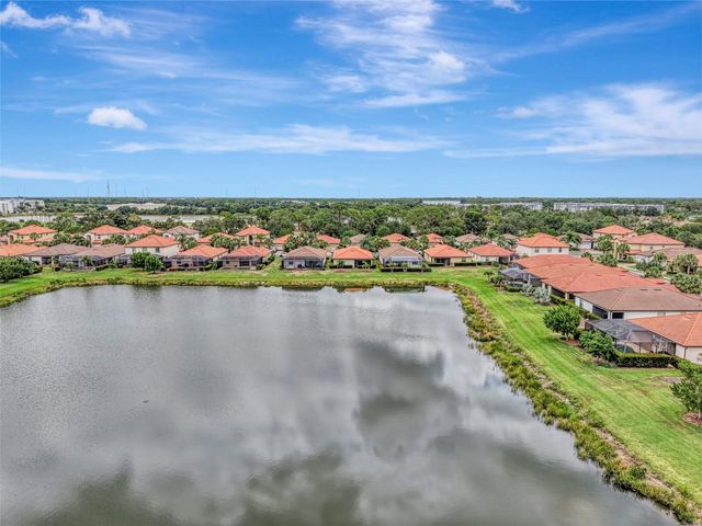 9903 WINGOOD DRIVE, Venice, FL 34292