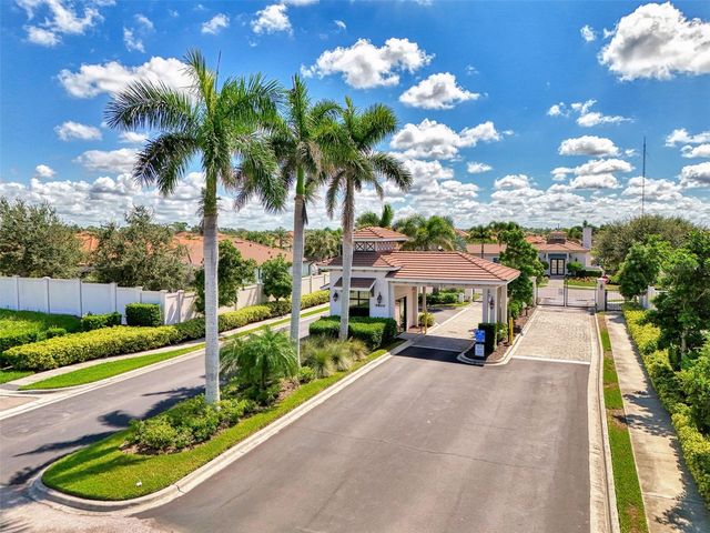 9903 WINGOOD DRIVE, Venice, FL 34292