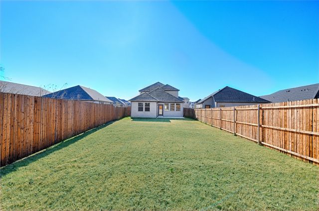 806 Pine Beach, Princeton, TX 75071