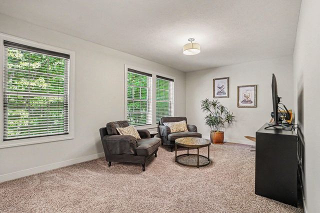 7082 S 10th Street, Texas Twp, MI 49009