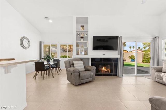 305 Redondo Street, Henderson, NV 89014