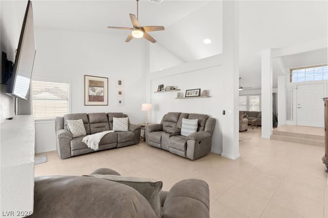 305 Redondo Street, Henderson, NV 89014