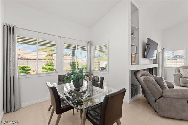 305 Redondo Street, Henderson, NV 89014