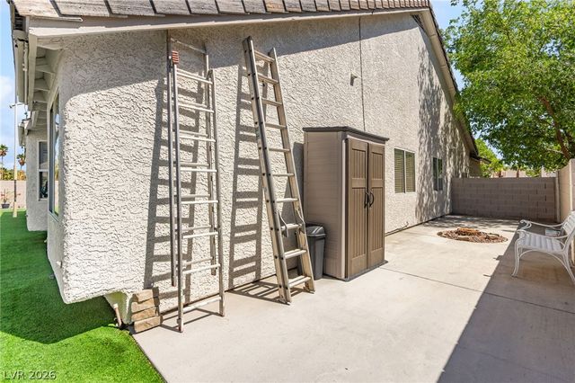 305 Redondo Street, Henderson, NV 89014