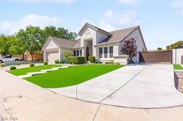 305 Redondo Street, Henderson, NV 89014