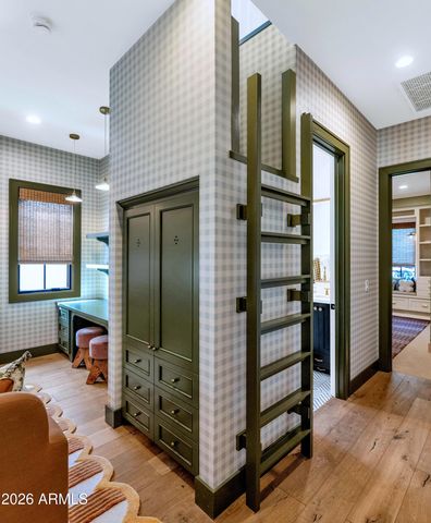 4129 N 47TH Street, Phoenix, AZ 85018