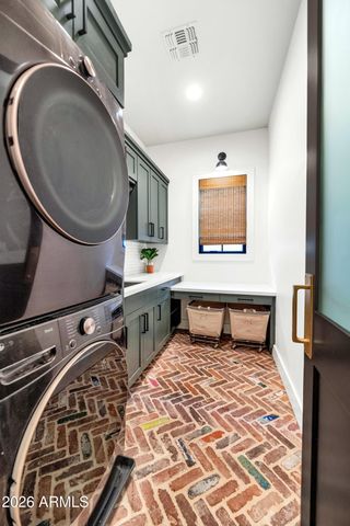 4129 N 47TH Street, Phoenix, AZ 85018