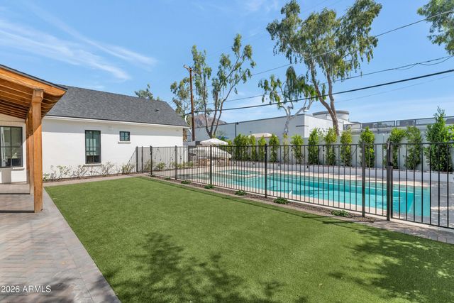 4129 N 47TH Street, Phoenix, AZ 85018