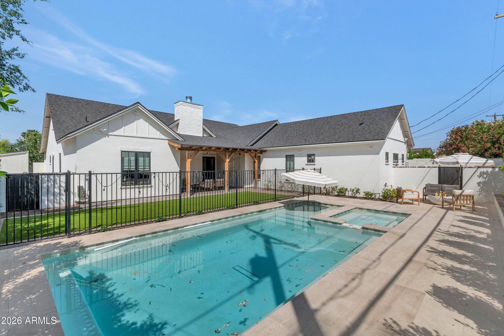 Image 44 of property listing at 4129 N 47TH Street, Phoenix, AZ 85018