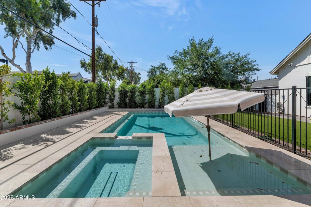 Image 45 of property listing at 4129 N 47TH Street, Phoenix, AZ 85018