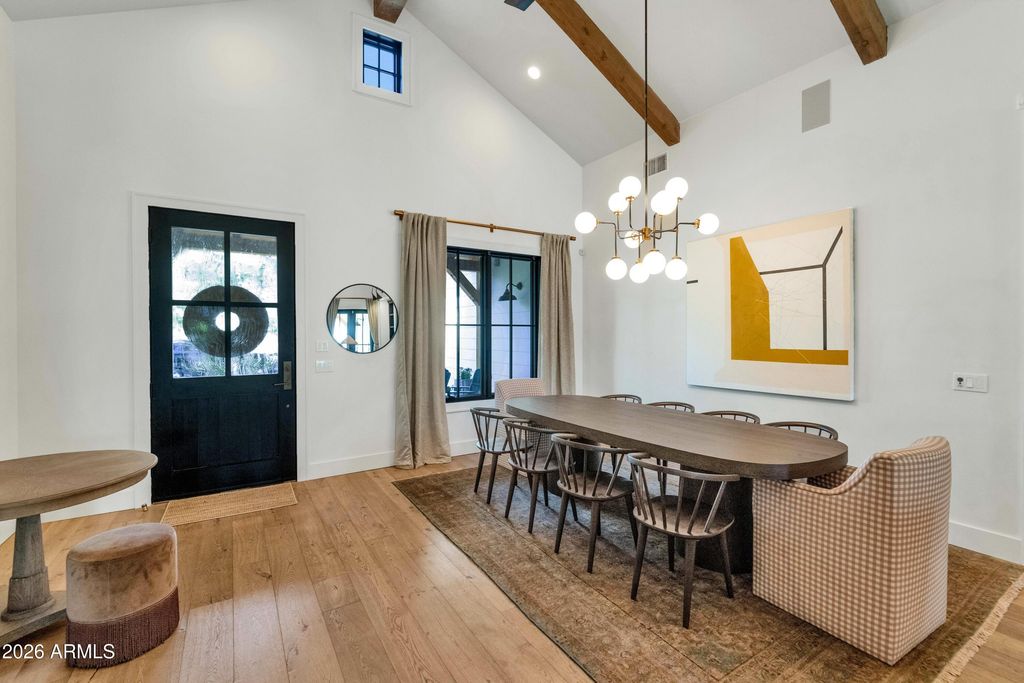 Image 9 of property listing at 4129 N 47TH Street, Phoenix, AZ 85018