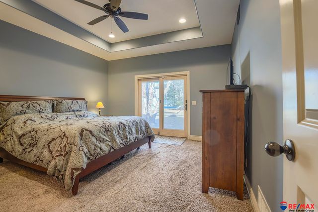 7628 Leawood Street, Papillion, NE 68046