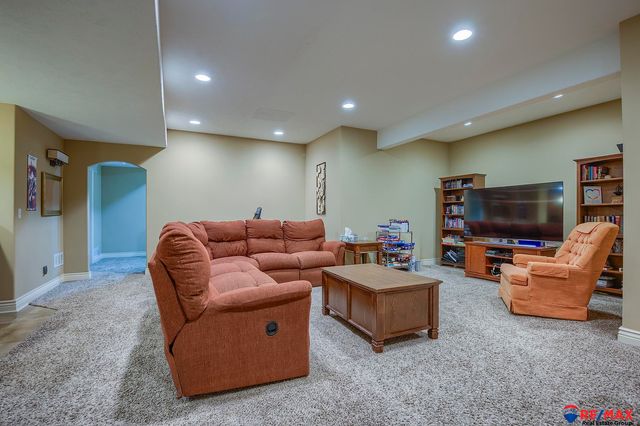 7628 Leawood Street, Papillion, NE 68046