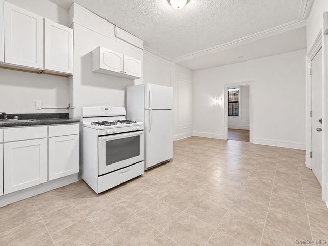 2421 Dean Street, Brooklyn, NY 11233