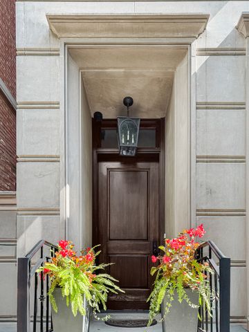 1637 N Burling Street, Chicago, IL 60614