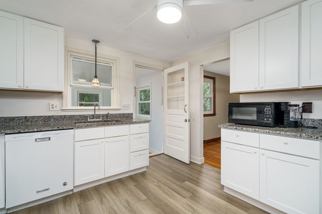 18 Ruthellen Road, Hudson, MA 01749