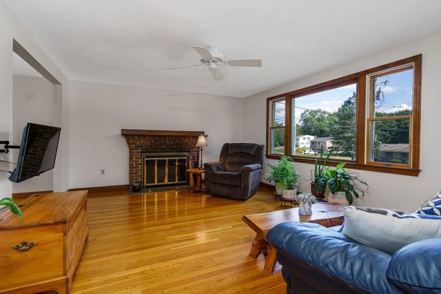 18 Ruthellen Road, Hudson, MA 01749