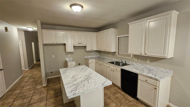 10130 Berrybriar Lane, Tomball, TX 77375