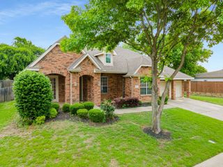 1200 Thistle Lane, Mansfield, TX 76063