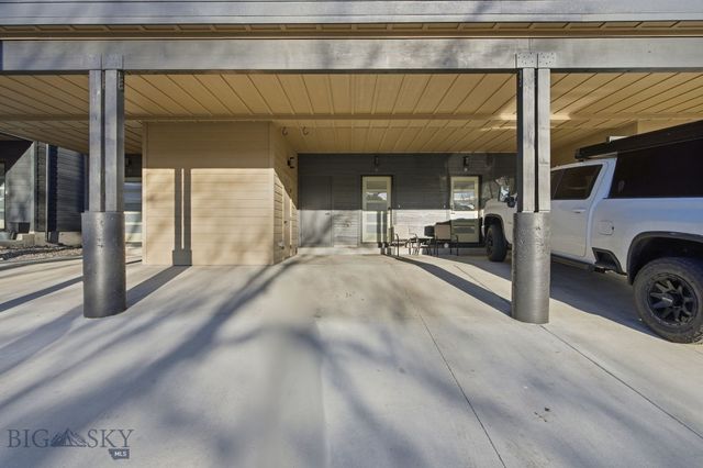 103 N M Street C, Livingston, MT 59047