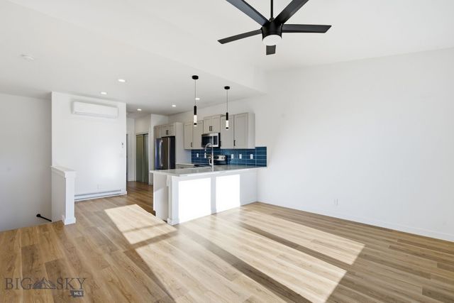 103 N M Street C, Livingston, MT 59047