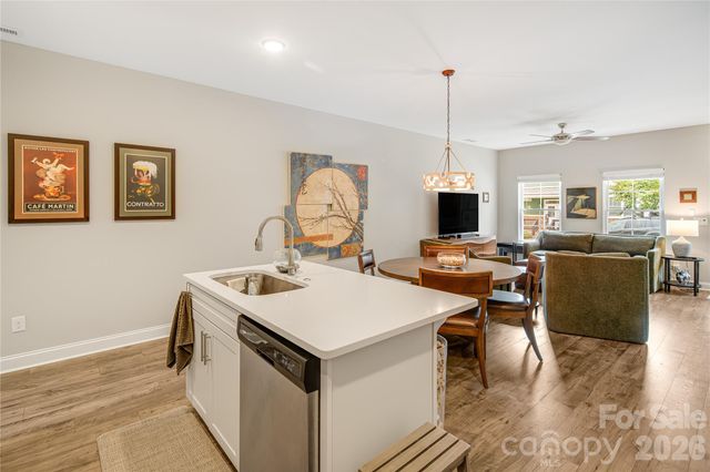 30 Walnut Springs Drive, Asheville, NC 28804