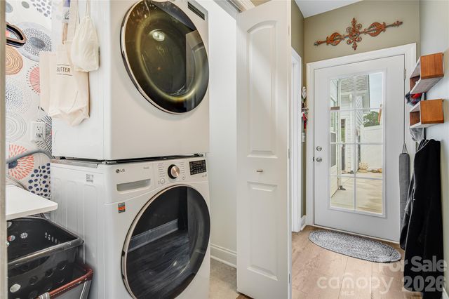 30 Walnut Springs Drive, Asheville, NC 28804