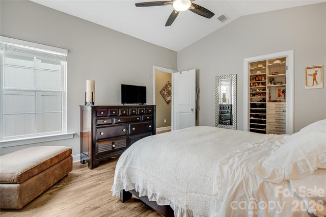 30 Walnut Springs Drive, Asheville, NC 28804