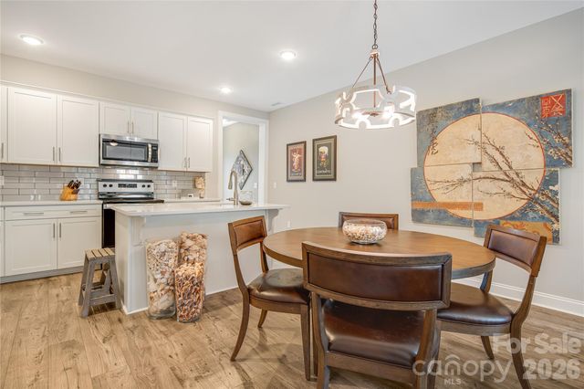 30 Walnut Springs Drive, Asheville, NC 28804